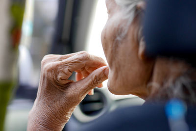 Close-up of man hand