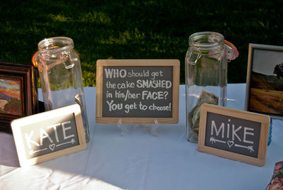 Information sign in jar on table