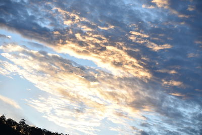 Low angle view of cloudy sky