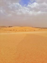 Desert of algeria before sandstorm