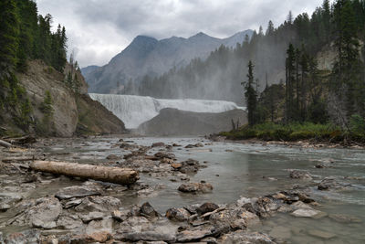 Long exposure image of an river in the yoho national park, british columbia, canada