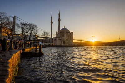 Sunrise at ortakoy mosque, istanbul