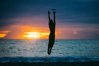 Sunset frisbe