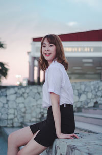 Portrait of beautiful woman smiling