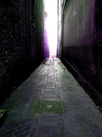 Narrow alley