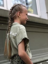 Side view of girl looking away