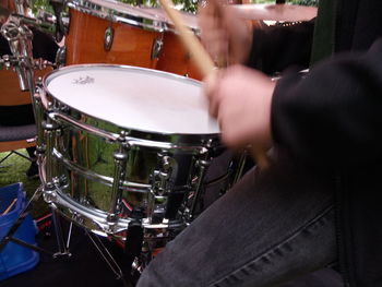 Hands playing piano