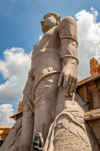 Bhagawan bahubali tallest statue symbolizing peace