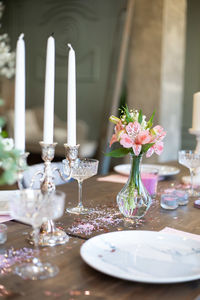 Flower vase on table