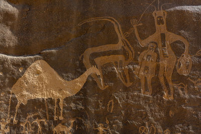 Saudi arabia, najran province, najran, prehistoric petroglyphs and inscriptions of bir hima