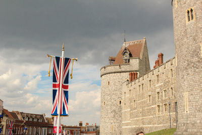 Windsor castle and the uk flag 