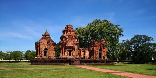 View of temple building against blue sky