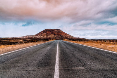 Road towards volcano montaña roja