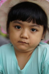 Portrait of asian girl sitting in cafe