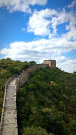 Great wall of china against sky 