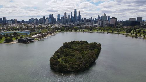 Melbourne, australia - albert park and melbourne skyline