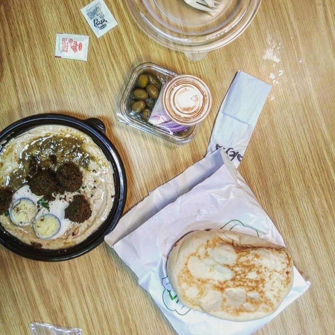 HIGH ANGLE VIEW OF BREAKFAST ON COFFEE TABLE