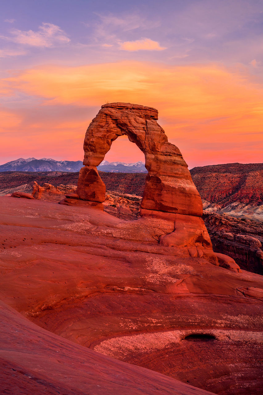 rock, rock formation, sky, rock - object, sunset, beauty in nature, scenics - nature, solid, tranquil scene, tranquility, physical geography, geology, non-urban scene, no people, idyllic, nature, natural arch, landscape, land, environment, arch, eroded, outdoors, climate, arid climate, sandstone