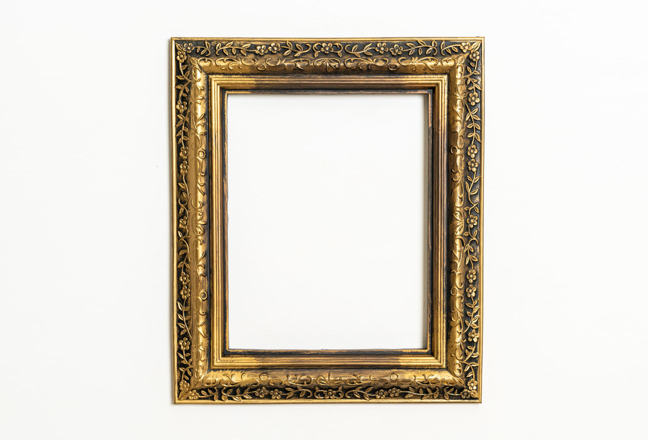 picture frame, frame, indoors, copy space, gold, cut out, studio shot, craft, single object, pattern, white background, rectangle, no people, painting, wall - building feature, museum, ornate, arts culture and entertainment, architecture, creativity, art museum, decoration, shape, paint, elegance, exhibition, wood, mirror, retro styled, painted image, empty, man made
