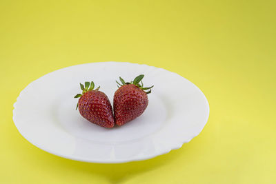 Close-up of strawberries in plate