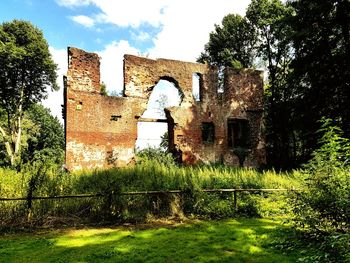 Old ruins against sky