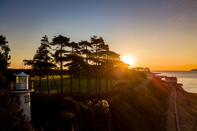 Lepe lighthouse at sun rise