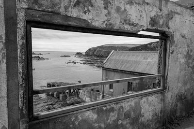 Black and white photo of the old lifeboat station at the lizard in cornwall