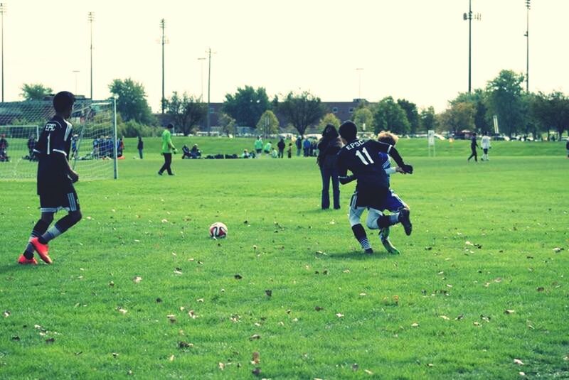 grass, green color, large group of people, grassy, field, men, sport, leisure activity, lifestyles, lawn, person, playing, park - man made space, soccer, full length, competition, grassland, day, running