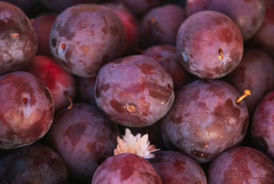 Full frame shot of apples for sale at market stall