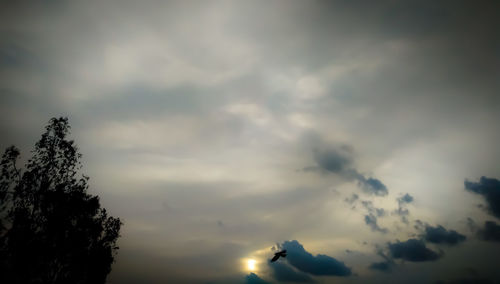 Low angle view of cloudy sky