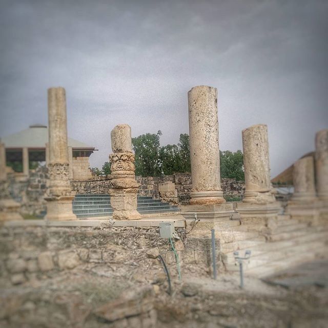 architecture, built structure, old ruin, history, old, the past, ancient, sky, abandoned, damaged, building exterior, ruined, temple - building, architectural column, ancient civilization, stone material, weathered, run-down, famous place, obsolete
