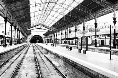 Railroad station platform