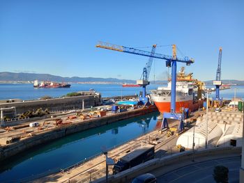 Dry docks  boat paint job