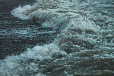 Waves splashing on sea