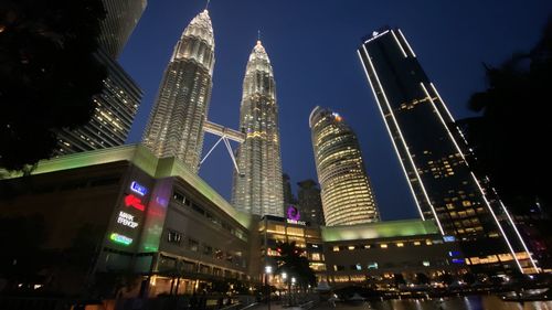 Petronas twin towers at night