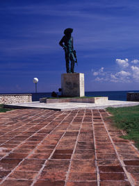Statue of liberty against sky