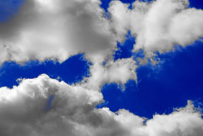 Low angle view of cloudy sky