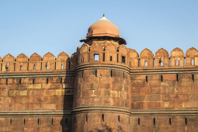 Fort and wall at south side of red fort, delhi - world heritage, delhi, india