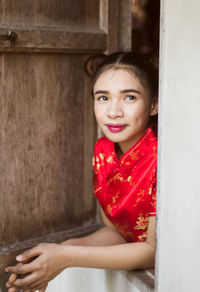 Portrait of a smiling young woman