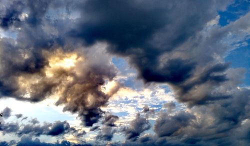 Low angle view of cloudscape