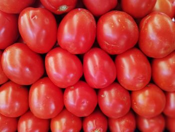 Full frame shot of tomatoes at market