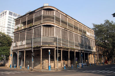 Corner of government place and wellesley place, kolkata, india