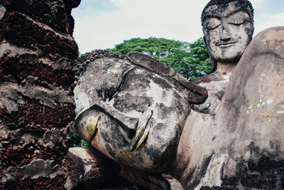 Sculpture of buddha statue