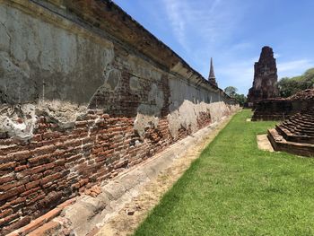 The wall of an ancient city of thailand 