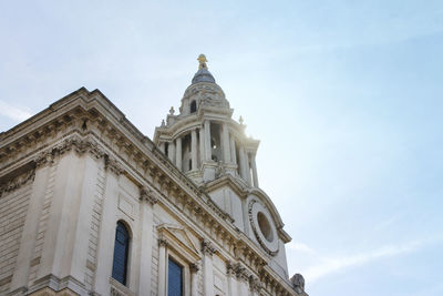 St paul's cathedral in the backlight of afternoon, london, uk