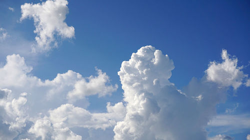 Low angle view of white clouds in sky