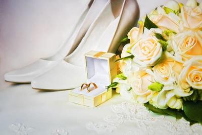 Close-up of white rose bouquet