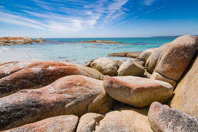 Rock formations at the bay of fires in tasmania