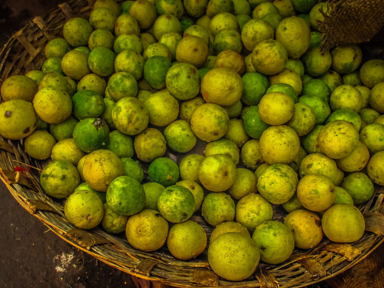 CLOSE-UP OF FRUITS IN BASKET FOR SALE