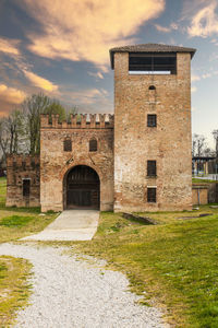  the beautiful rocca di sparafucile in mantua at sunset